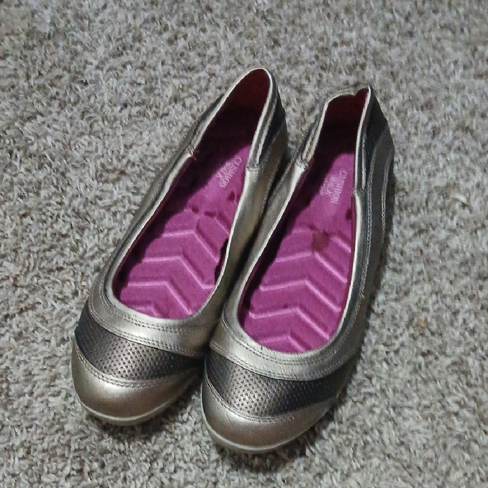 Comfortable Metallic Flats
